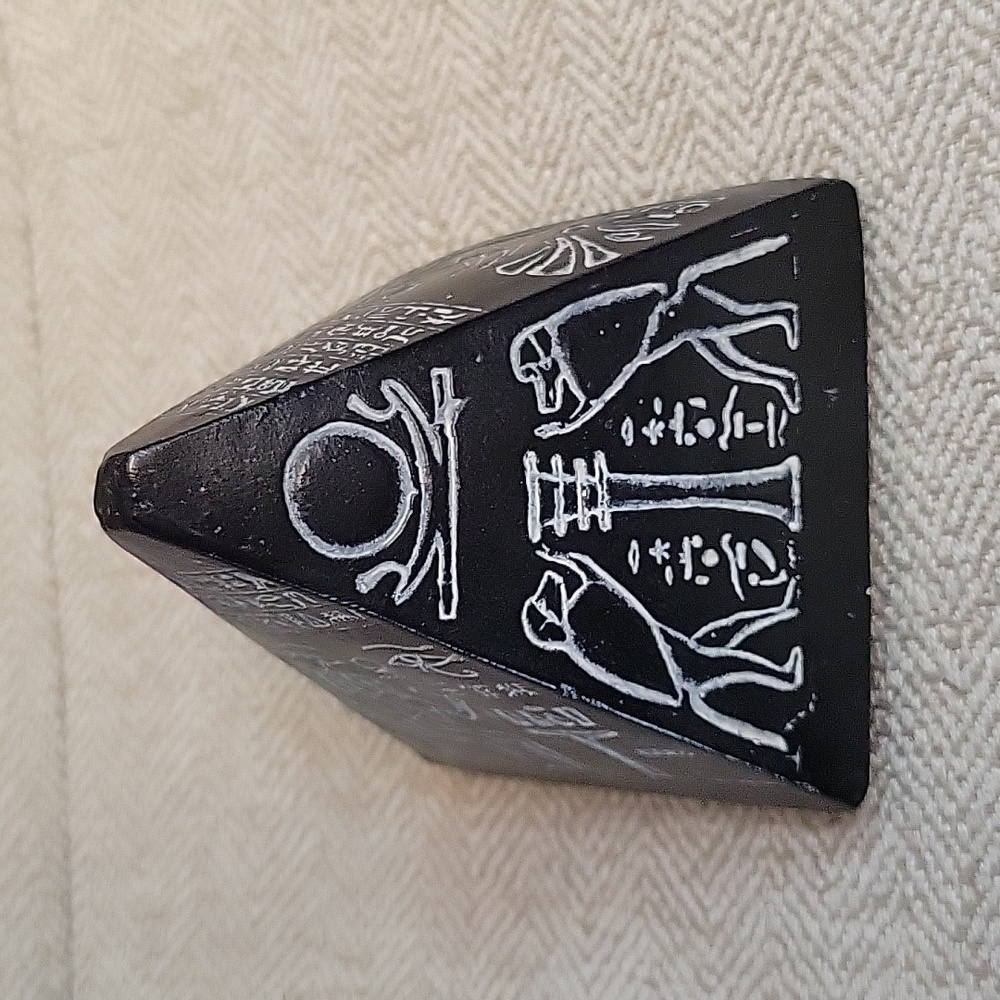 VINTAGE Black EGYPTIAN Pyramid with Hieroglyphics Paperweight Decor Accent - Picture 3 of 8